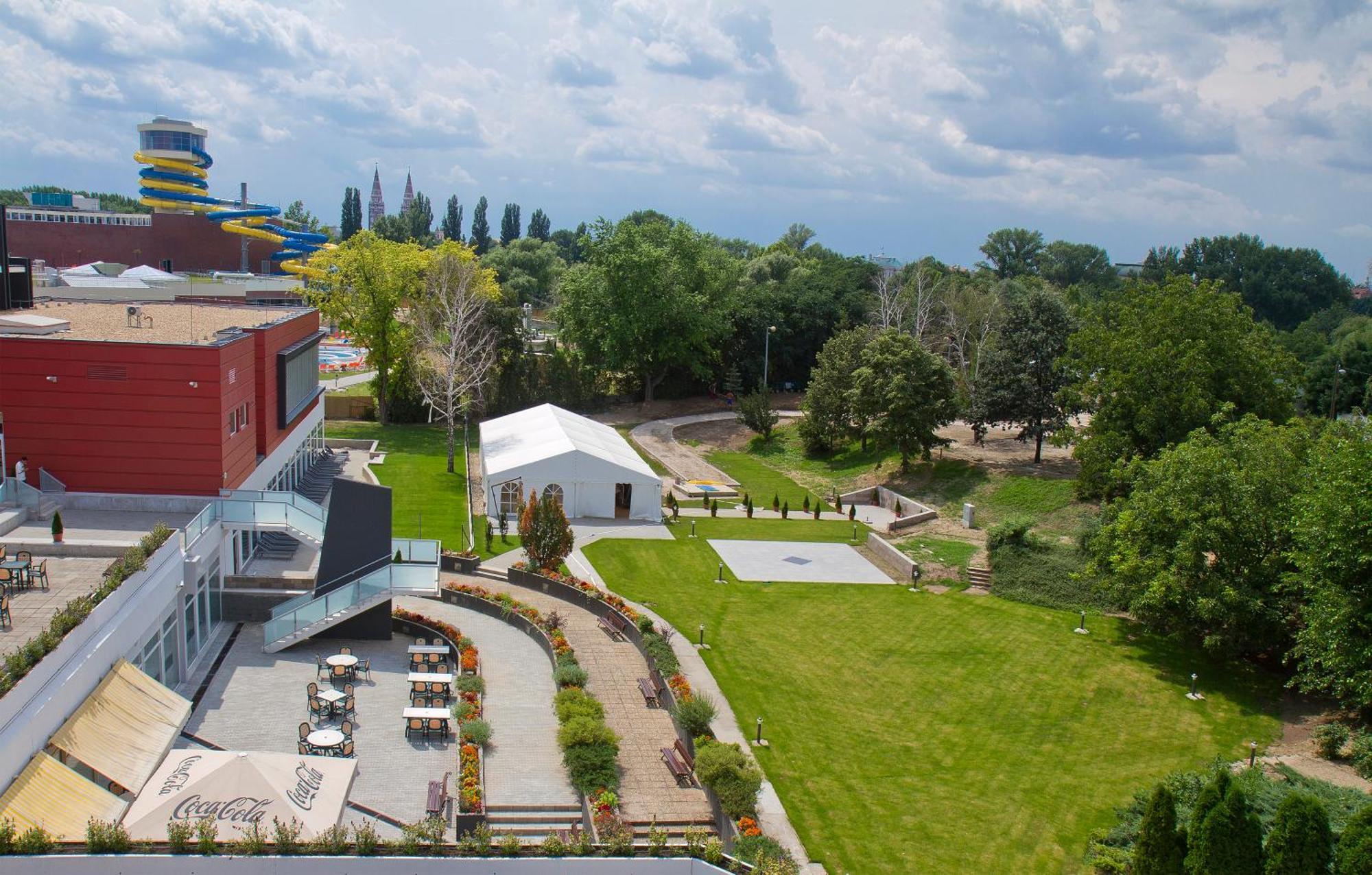 Hunguest Szeged - Ex Forras Hotel Exterior photo